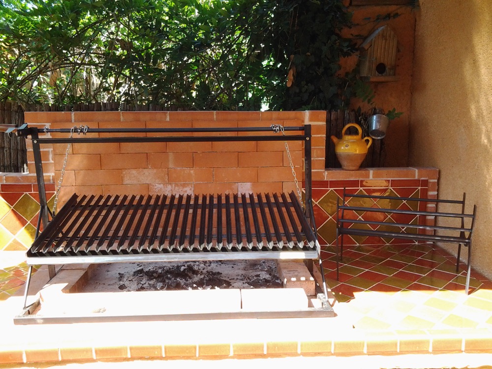 Kits de grilles sur mesure pour barbecue argentin à manivelle